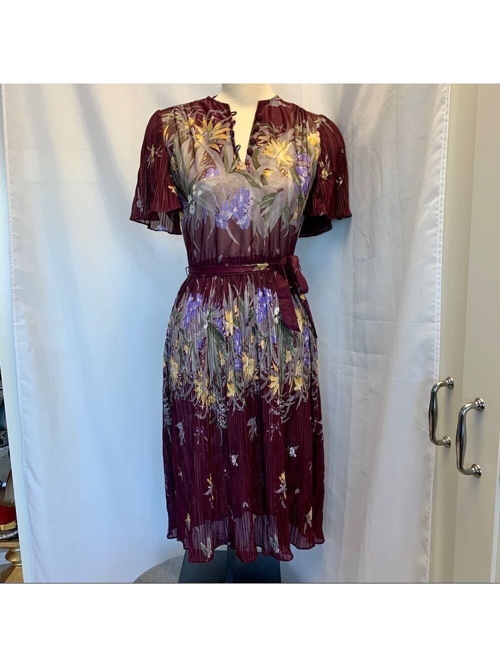 Vintage Janine burgundy maroon pleated floral flower short sleeve dress Sz S